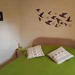 Ecio * Banjole