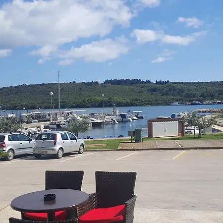 Apartament Ecio Banjole