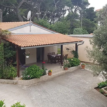 Ecio Apartment *